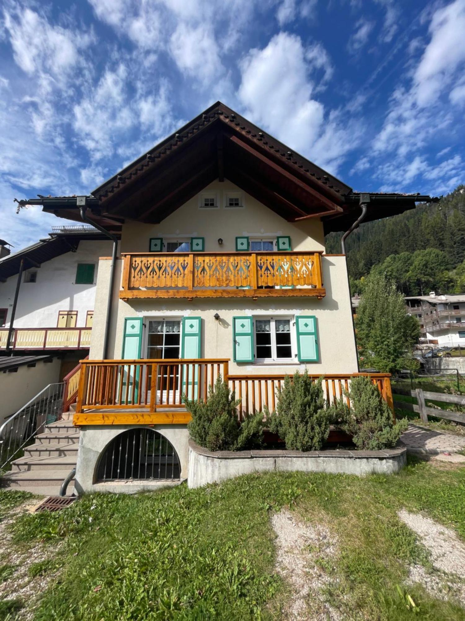 Casa Cesarina By Ama Val Di Fassa Daire Canazei Dış mekan fotoğraf