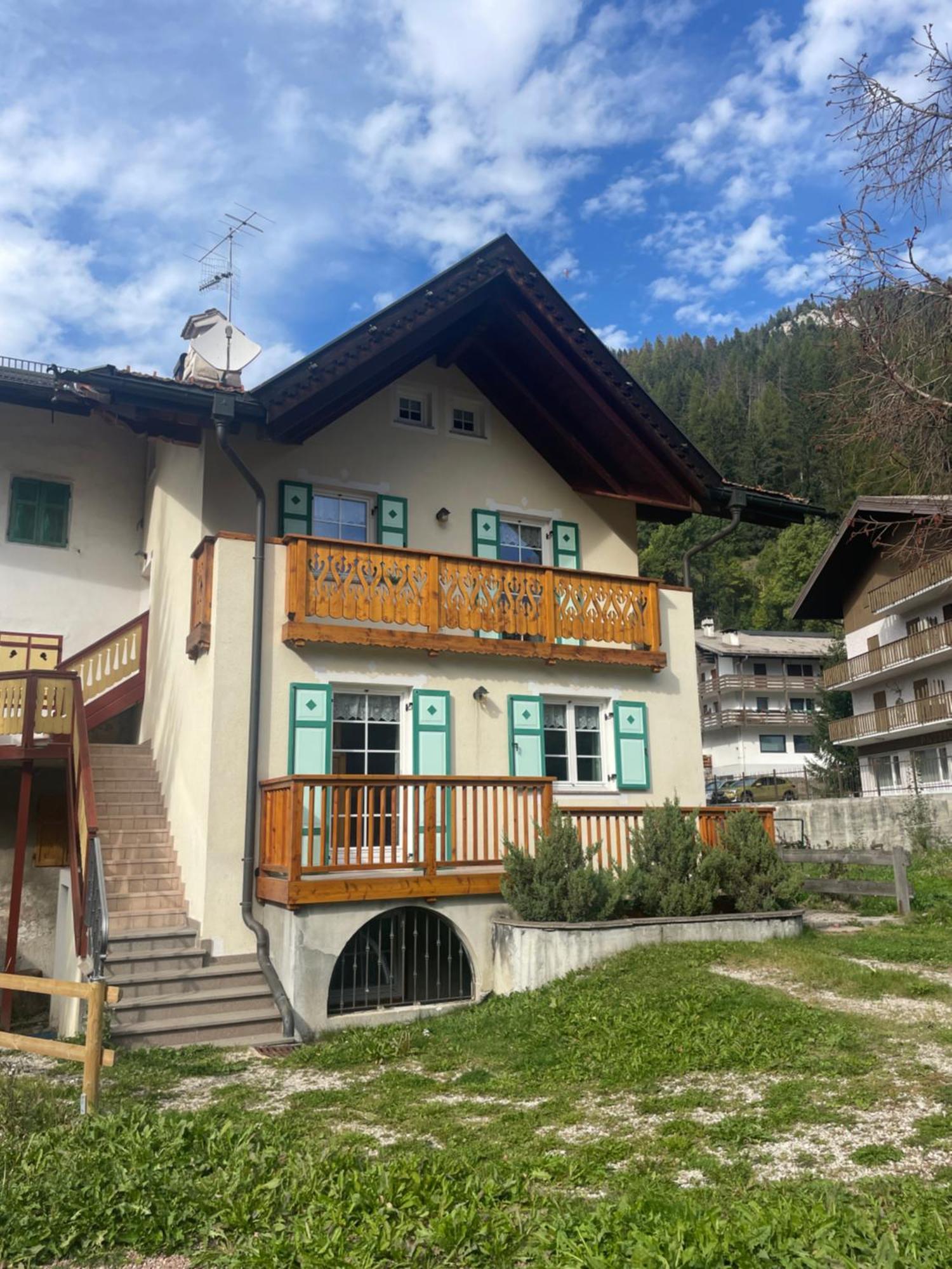 Casa Cesarina By Ama Val Di Fassa Daire Canazei Dış mekan fotoğraf